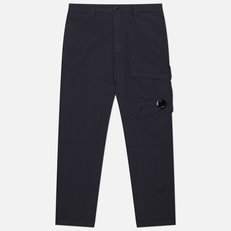 фото Мужские брюки c.p. company 50 fili stretch lens cargo regular fit, цвет синий, размер 54