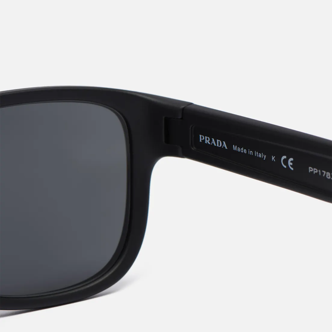 Prada Linea Rossa Солнцезащитные очки 01US DG05S0