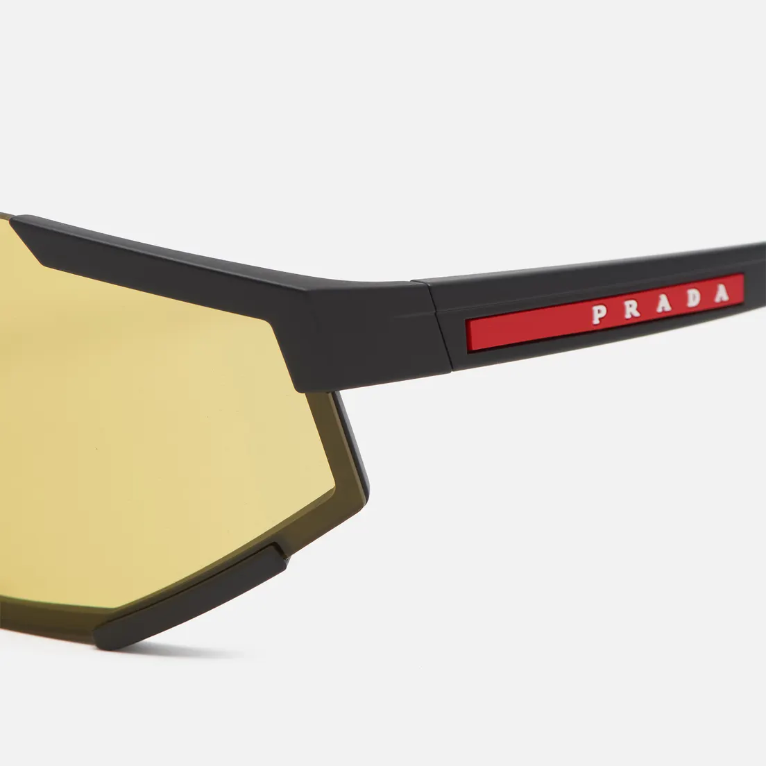 Prada Linea Rossa Солнцезащитные очки 04WS DG004Q
