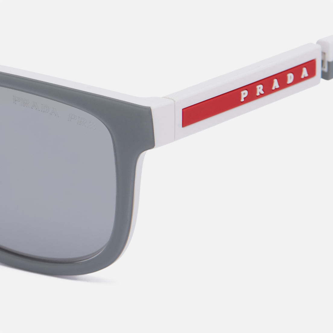Prada Linea Rossa Солнцезащитные очки 04XS-04S04L Polarized