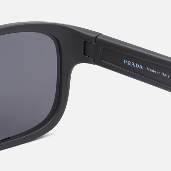 Солнцезащитные очки Prada Linea Rossa 05VS-UFK07H-3P Polarized Grey Rubber/Polar Dark Grey Mirror Silver