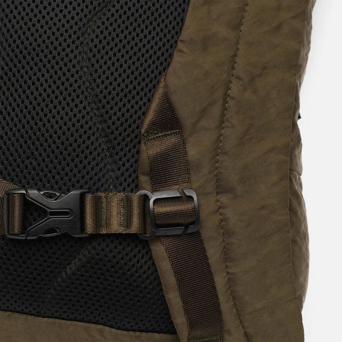 C.P. Company Рюкзак Nylon Satin Garment Dyed