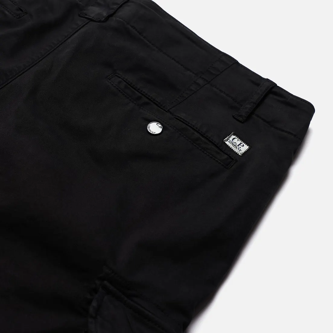 C.P. Company Мужские брюки Lens Pocket Garment Dyed Stretch Sateen Ergonomic Fit