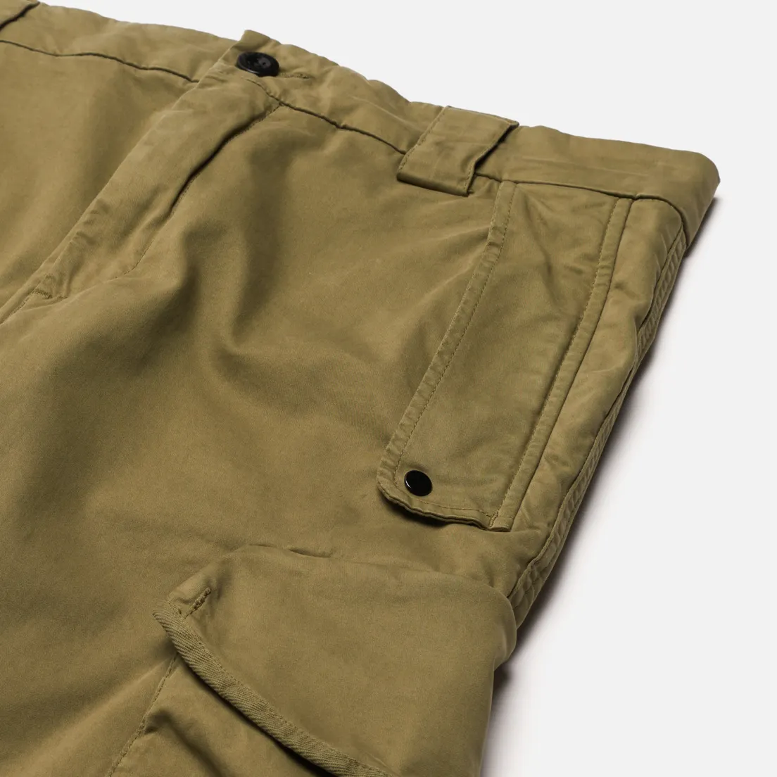 C.P. Company Мужские брюки Garment Dyed Stretch Sateen Lens Pocket Cargo