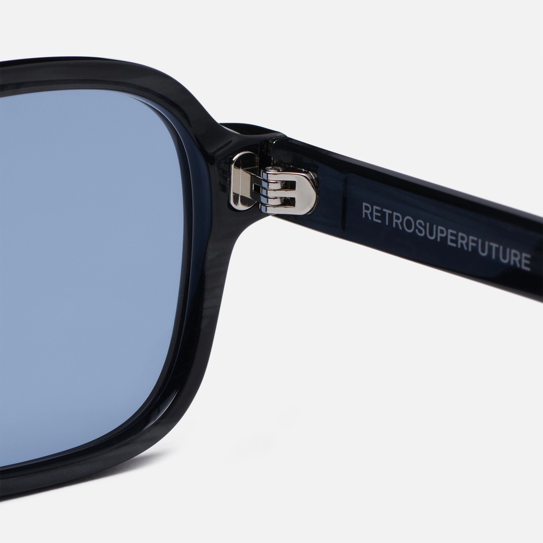 RETROSUPERFUTURE Солнцезащитные очки Maneval