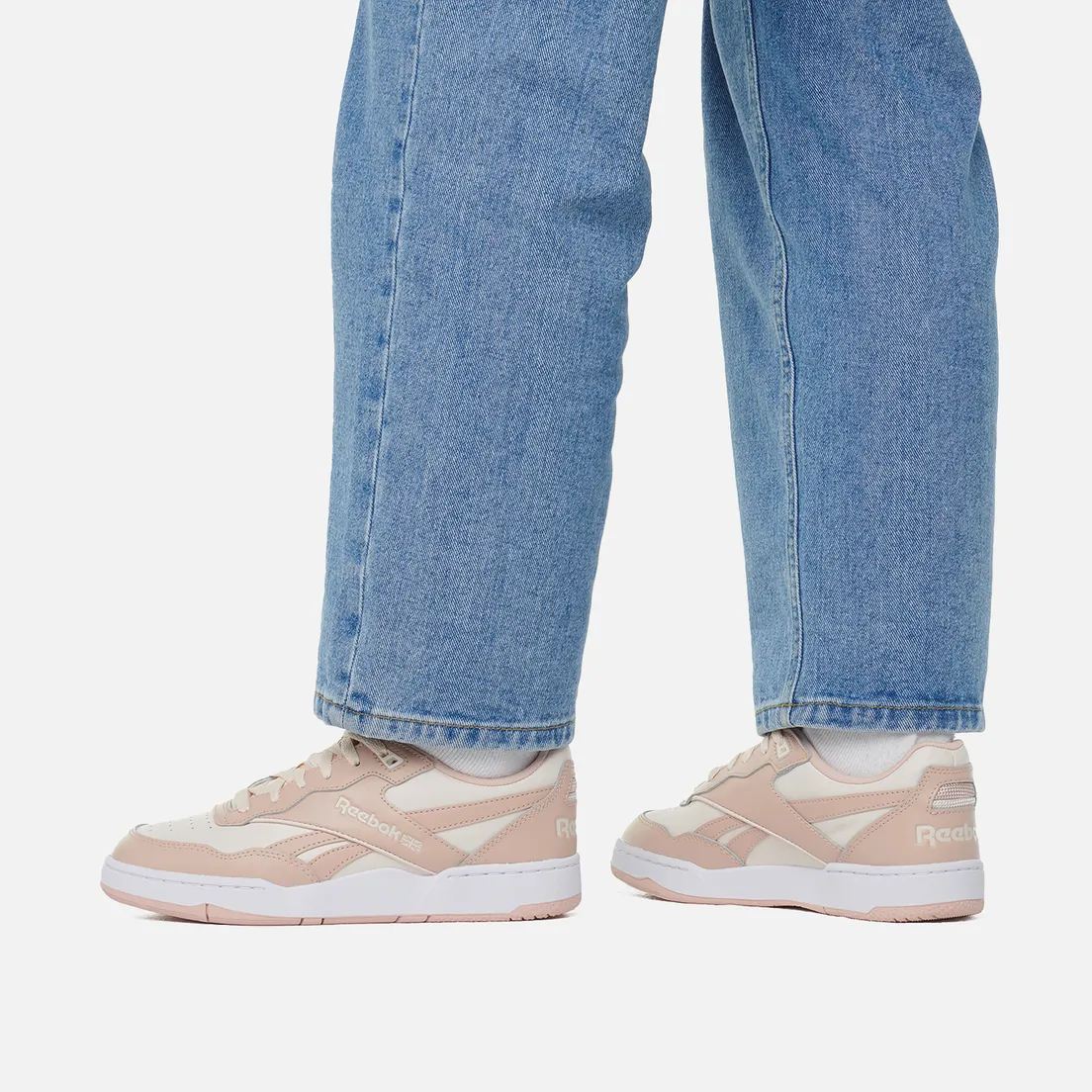 Reebok Женские кроссовки BB 4000 II