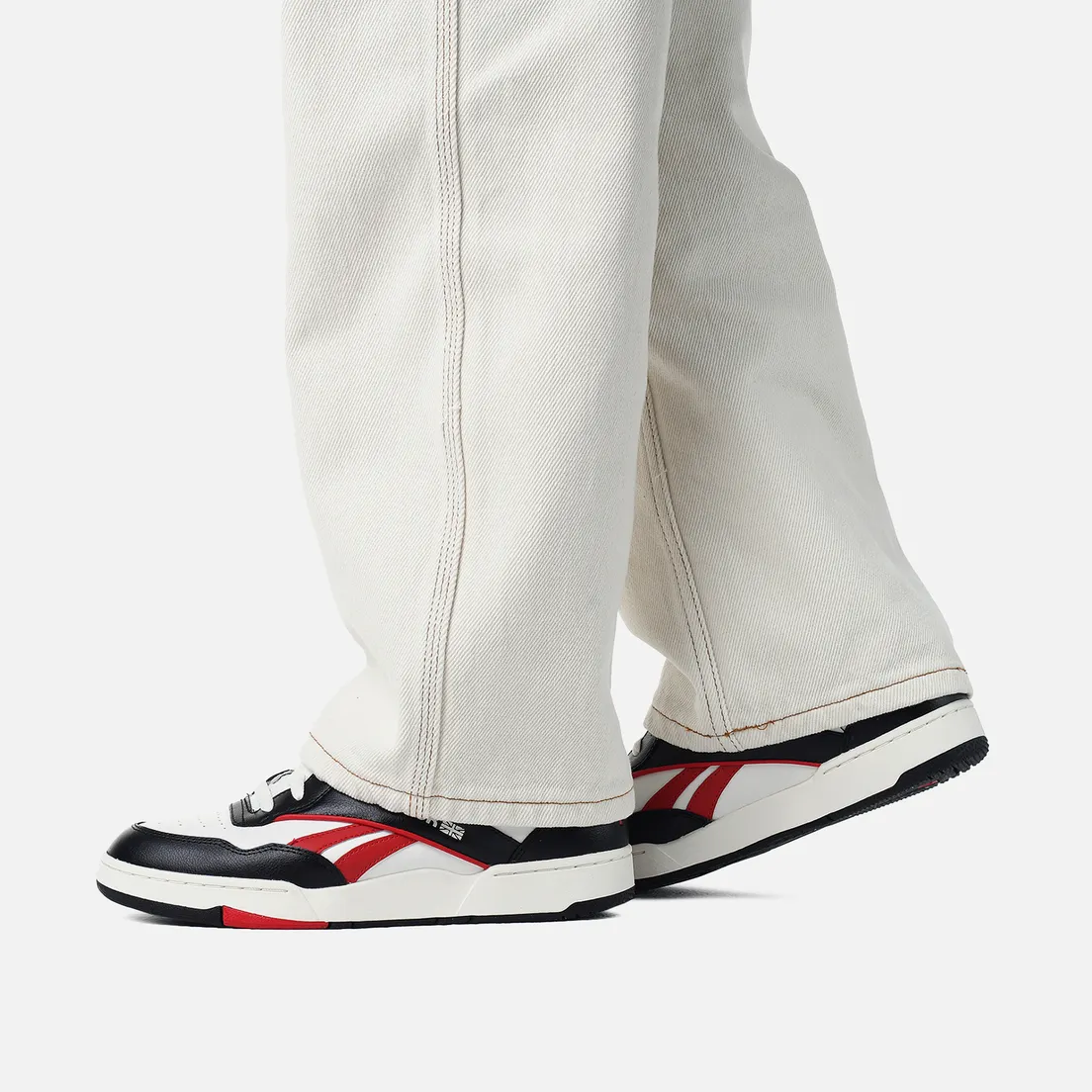Reebok Кроссовки BB 4000 II
