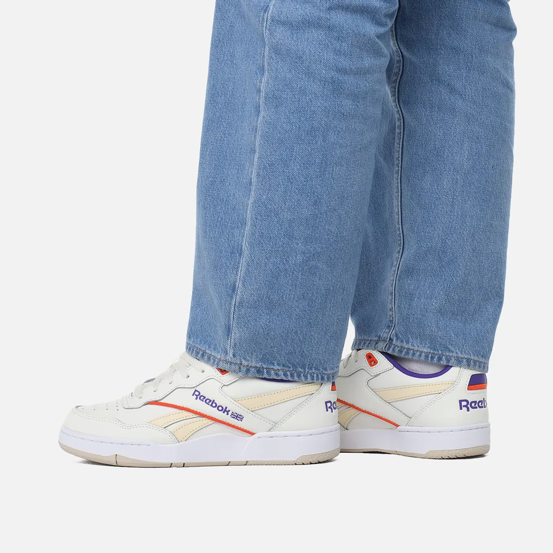 Reebok Женские кроссовки BB 4000 II