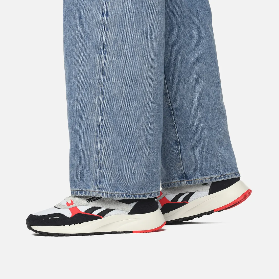 Reebok Кроссовки Classic Leather 2400