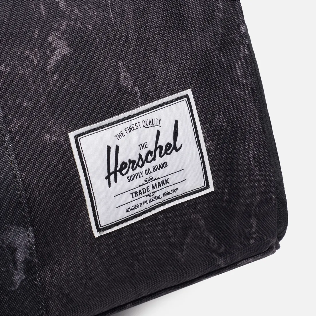 Herschel Supply Co. Дорожная сумка Novel
