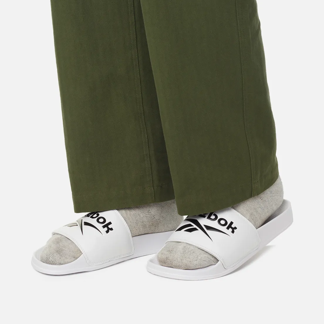 Reebok Мужские сланцы Classic Slide