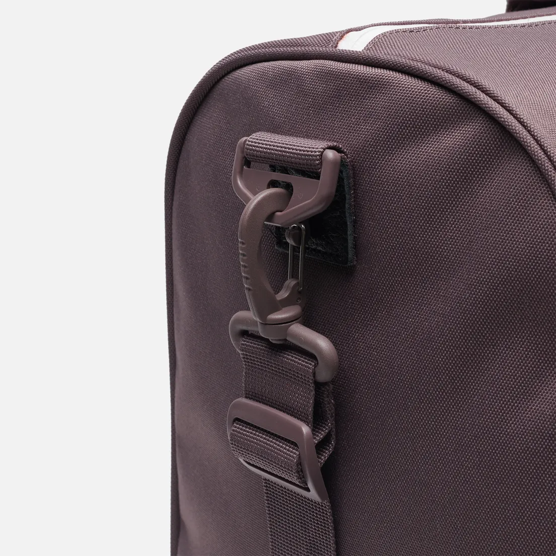 Herschel Supply Co. Дорожная сумка Novel Mid-Volume