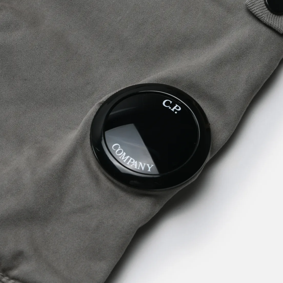 C.P. Company Мужские брюки Stretch Sateen Cargo Garment Dyed Ergonomic Fit