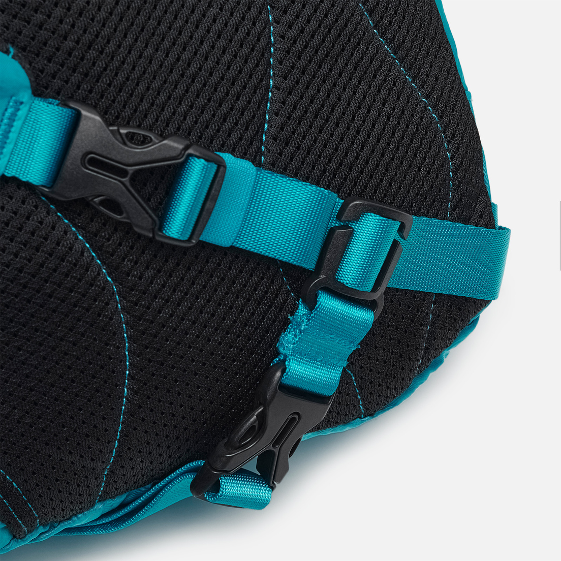 C.P. Company Рюкзак Garment Dyed Nylon B Crossbody