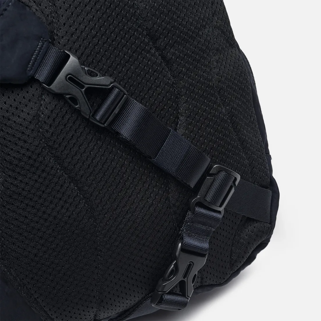 C.P. Company Рюкзак Garment Dyed Nylon B Crossbody