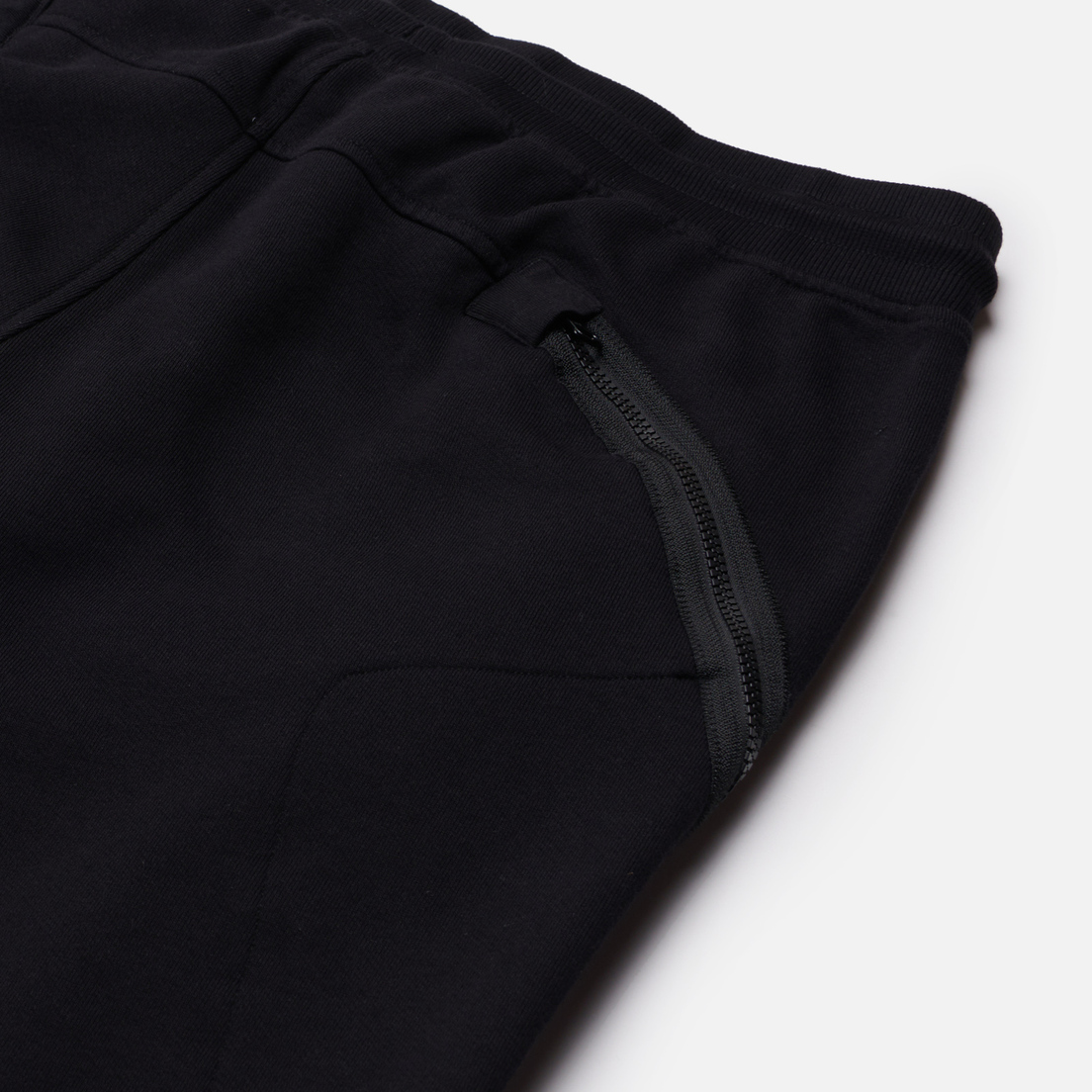 C.P. Company Мужские шорты Diagonal Raised Fleece Zipped Pocket