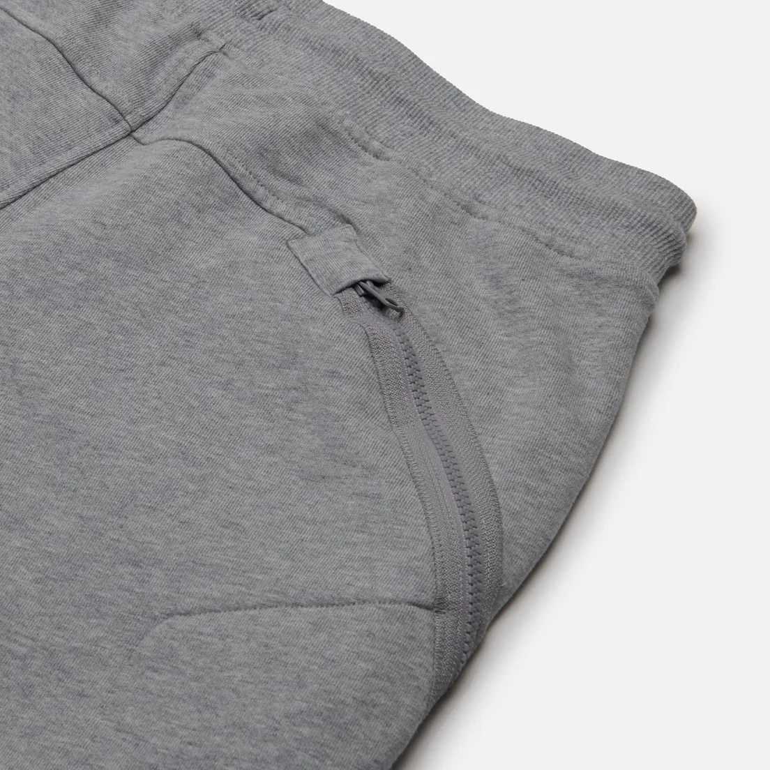 C.P. Company Мужские шорты Diagonal Raised Fleece Zipped Pocket
