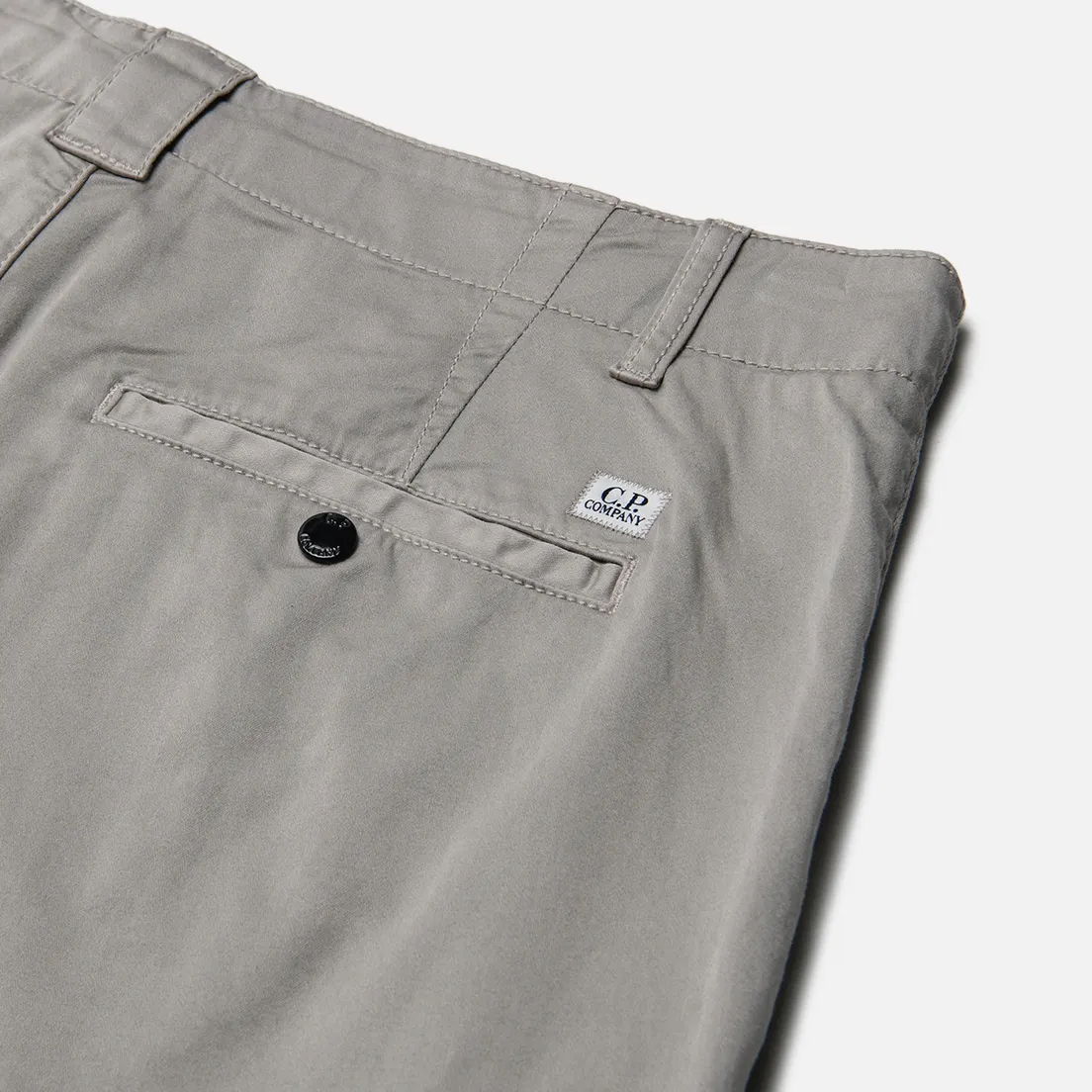 C.P. Company Мужские шорты Stretch Sateen Cargo Lens Detail