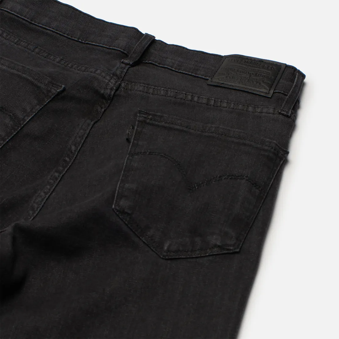 Levi's Женские джинсы 724 High Rise Straight