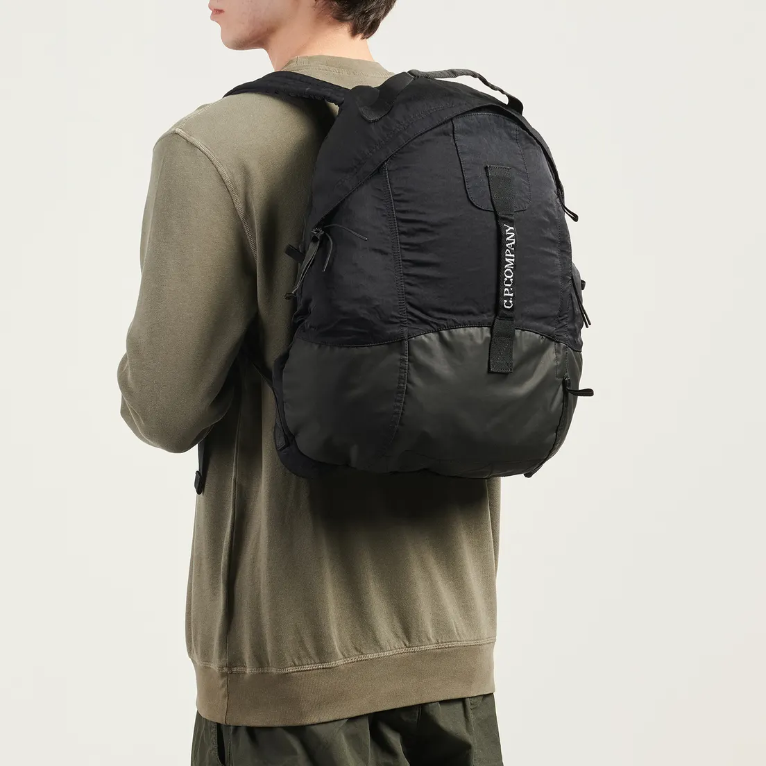C.P. Company Рюкзак Nylon B Rounded Embroidered Logo