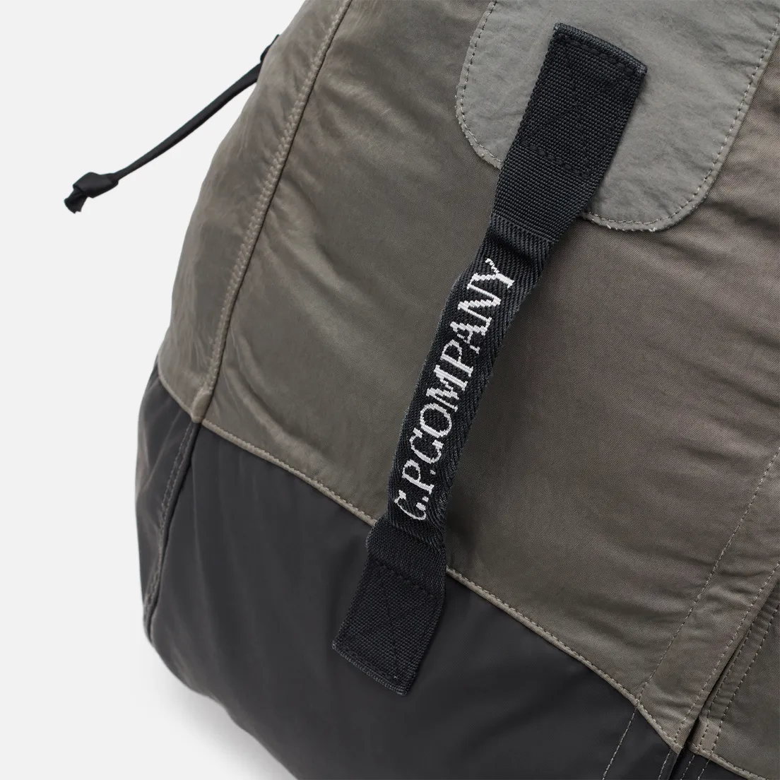 C.P. Company Рюкзак Nylon B Rounded Embroidered Logo