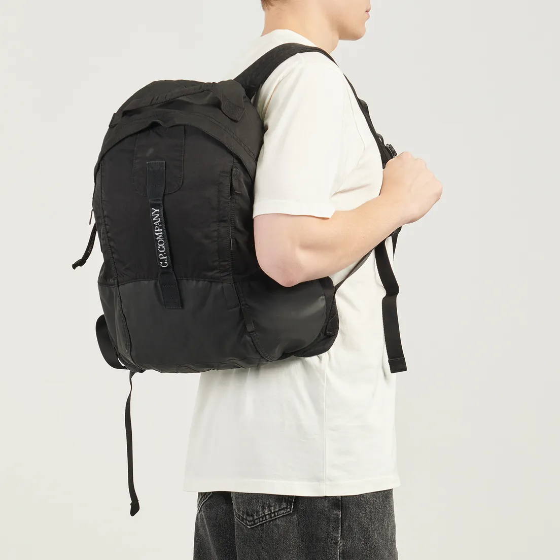 C.P. Company Рюкзак Nylon B Rounded Embroidered Logo