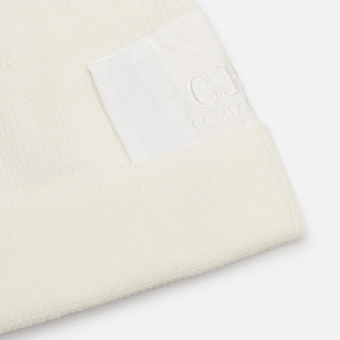 C.P. Company Шапка Extrafine Merino Zip Pocket