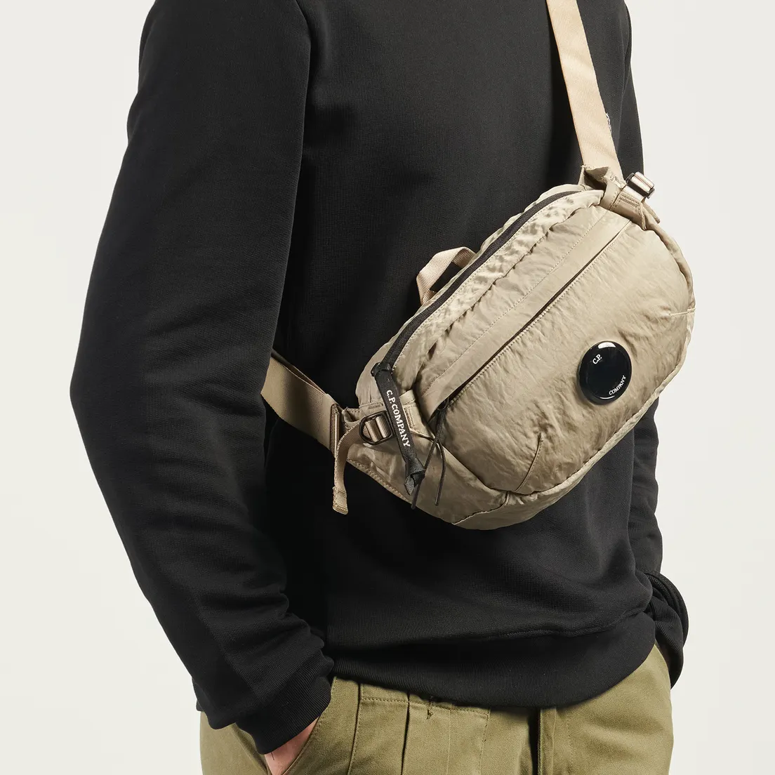 C.P. Company Сумка на пояс Nylon B Lens Crossbody
