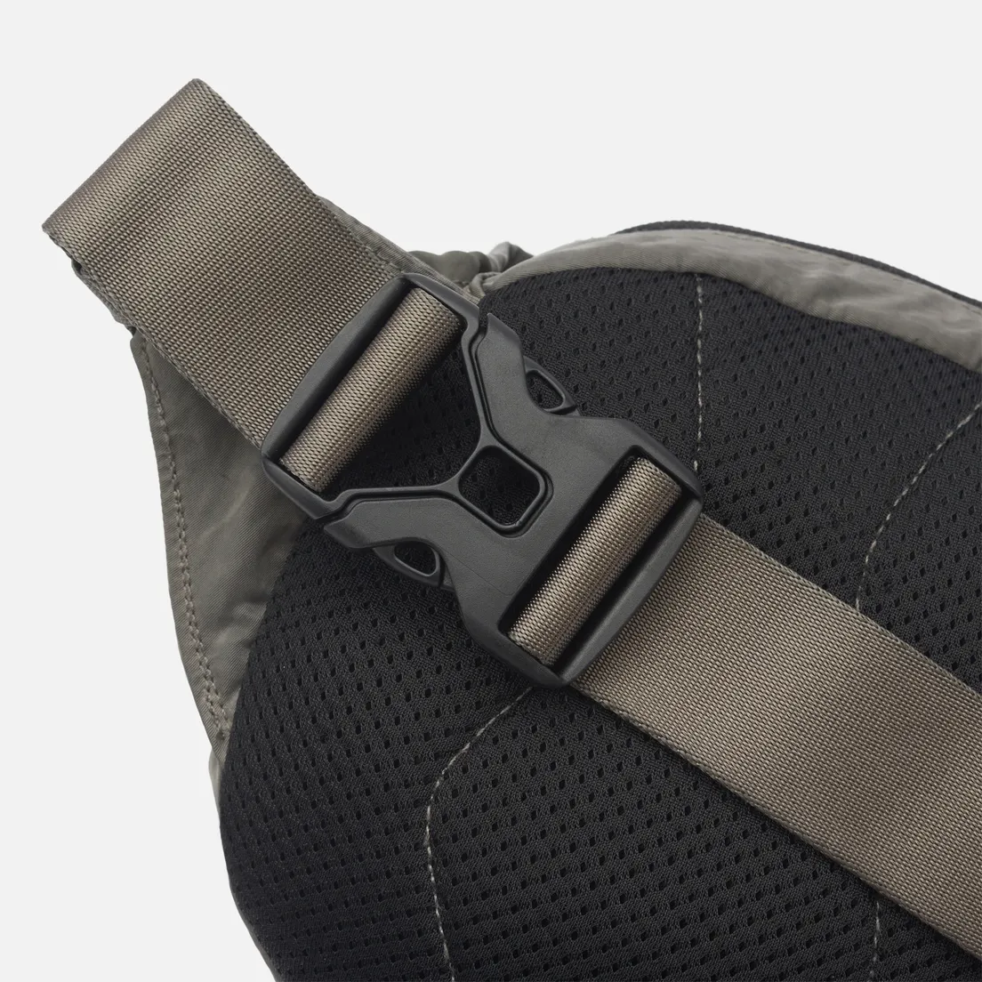 C.P. Company Сумка на пояс Nylon B Lens Crossbody