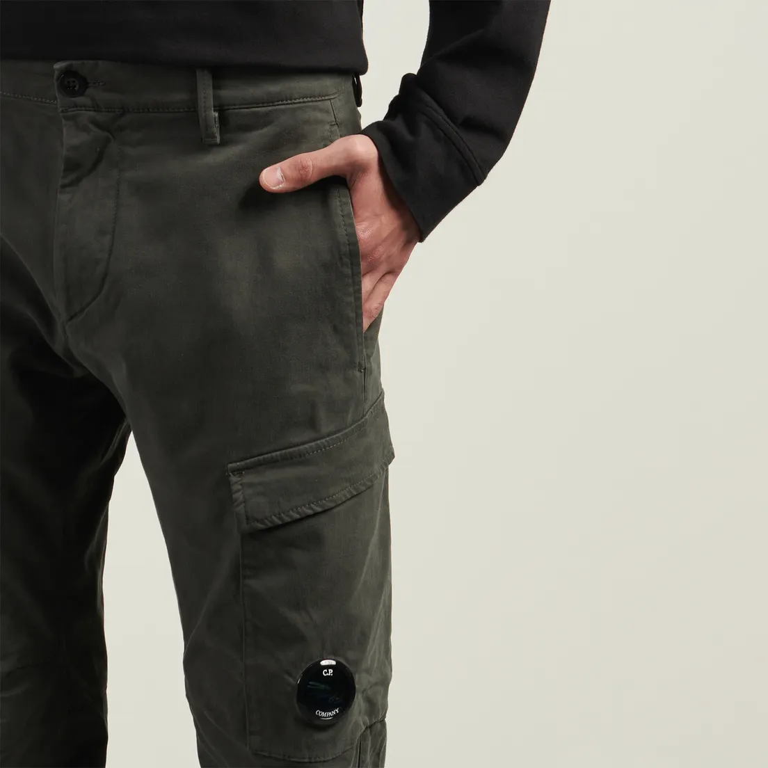 C.P. Company Мужские брюки Stretch Sateen Ergonomic Cargo Garment Dyed