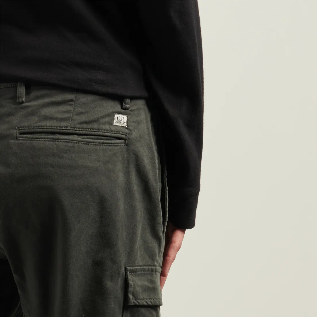 C.P. Company Мужские брюки Stretch Sateen Ergonomic Cargo Garment Dyed