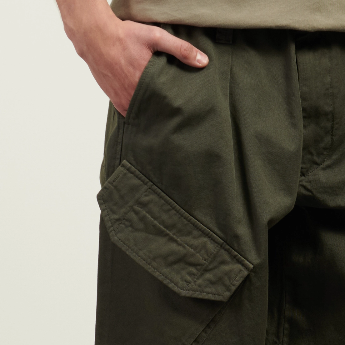 C.P. Company Мужские брюки Cotton Gabardine Loose Cargo
