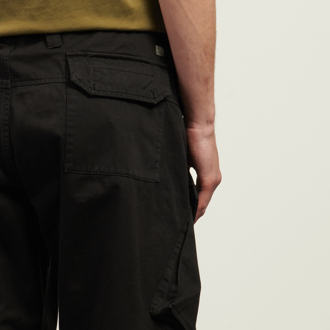 C.P. Company Мужские брюки Cotton Gabardine Loose Cargo