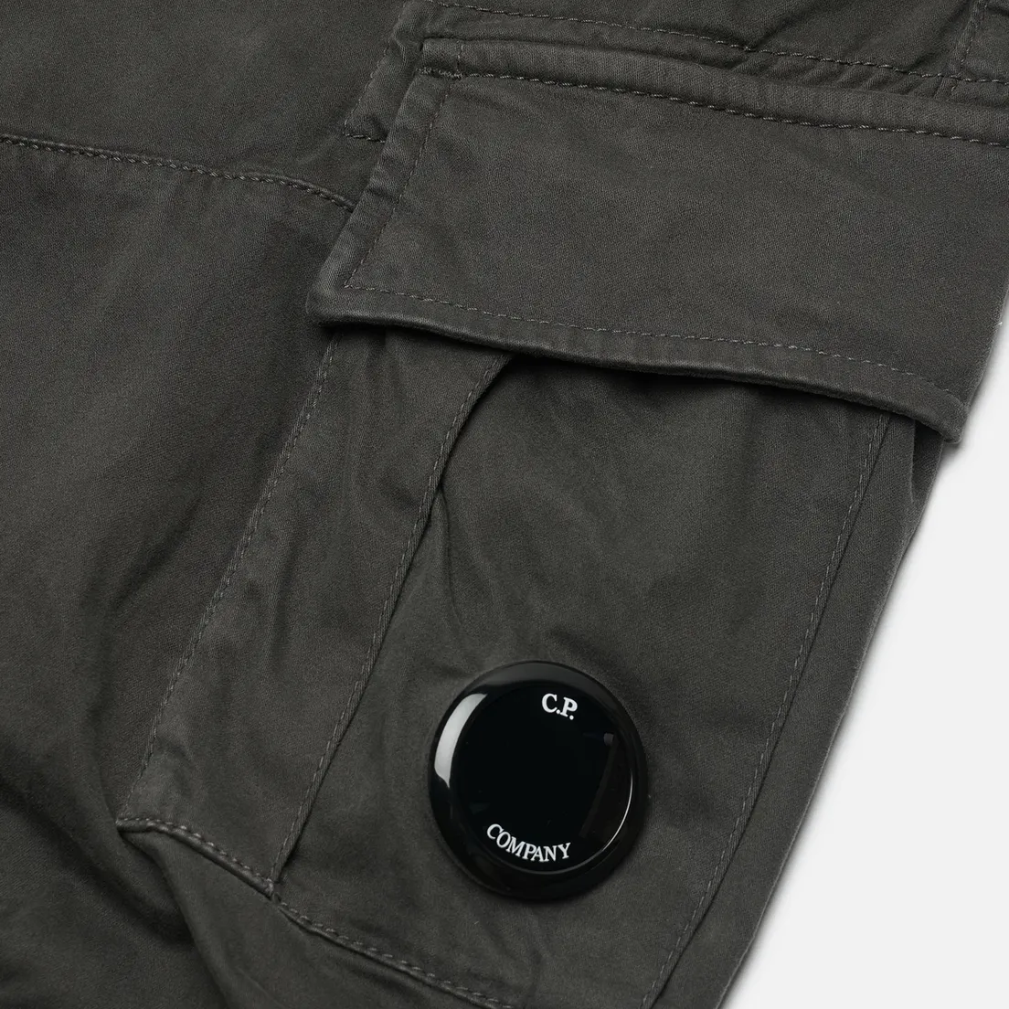 C.P. Company Мужские брюки Stretch Sateen Ergonomic Cargo Lens Pocket