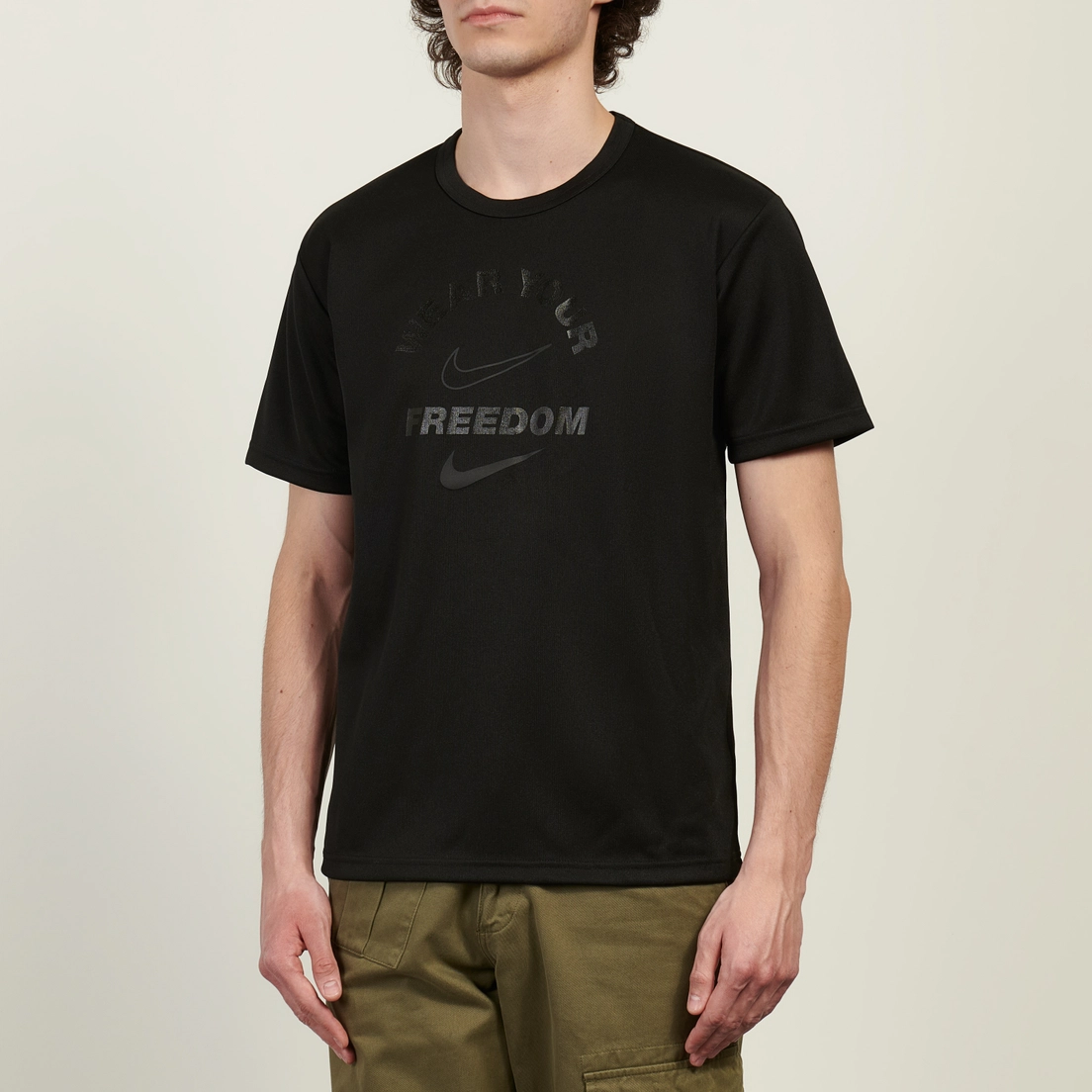 Comme des Garcons Black Мужская футболка x Nike Wear Your Freedom