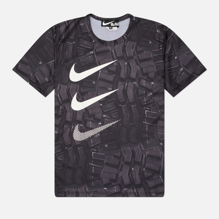Мужская футболка Comme des Garcons Black x Nike Vertical Swoosh Print, цвет чёрный, размер S