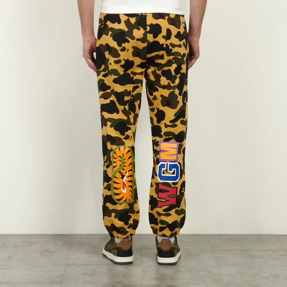 A Bathing Ape Мужские брюки 1st Camo Shark