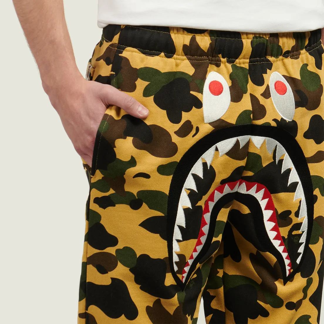 A Bathing Ape Мужские брюки 1st Camo Shark