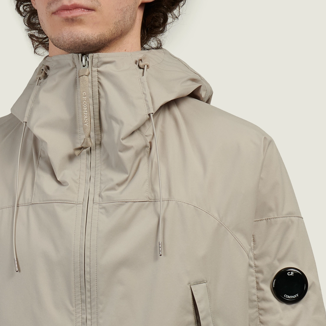 C.P. Company Мужская куртка ветровка Pro-Tek Hooded Lens