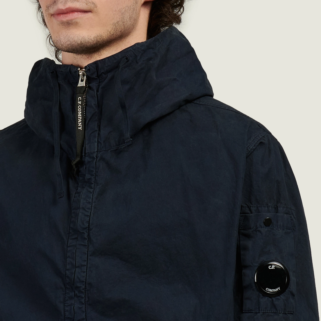 C.P. Company Мужская куртка ветровка Micro-Reps Hooded Lens