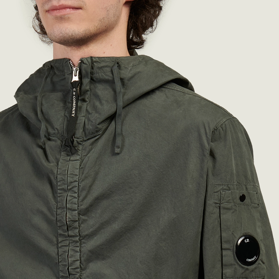C.P. Company Мужская куртка ветровка Micro-Reps Hooded Lens