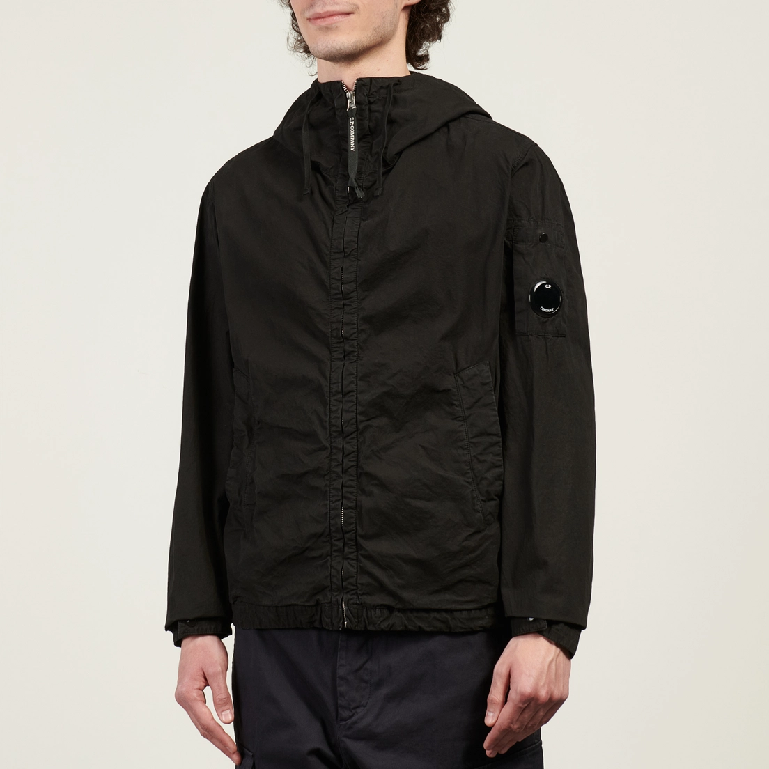 C.P. Company Мужская куртка ветровка Micro-Reps Hooded Lens