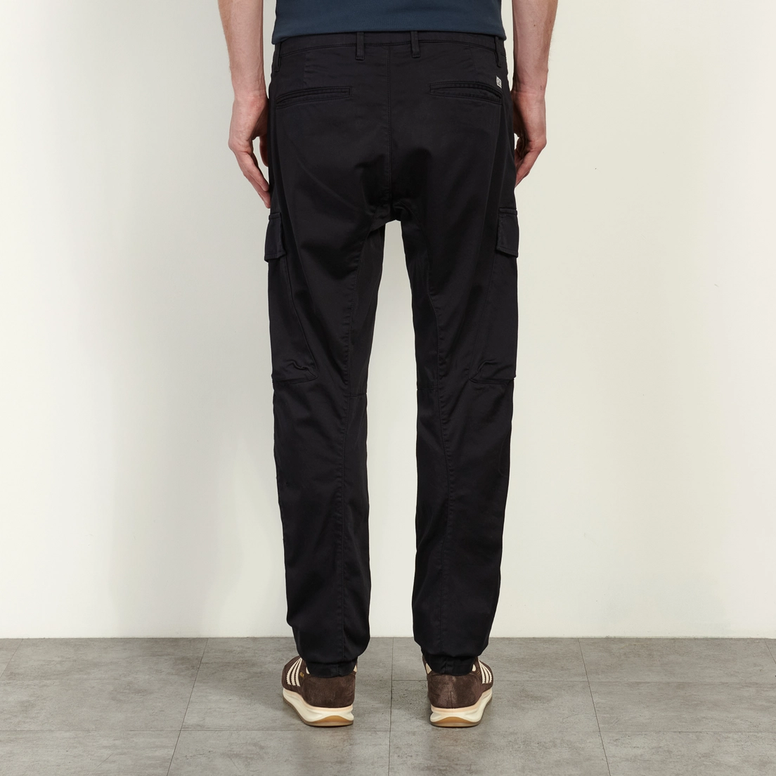 C.P. Company Мужские брюки Stretch Sateen Ergonomic Side Pockets Cargo 