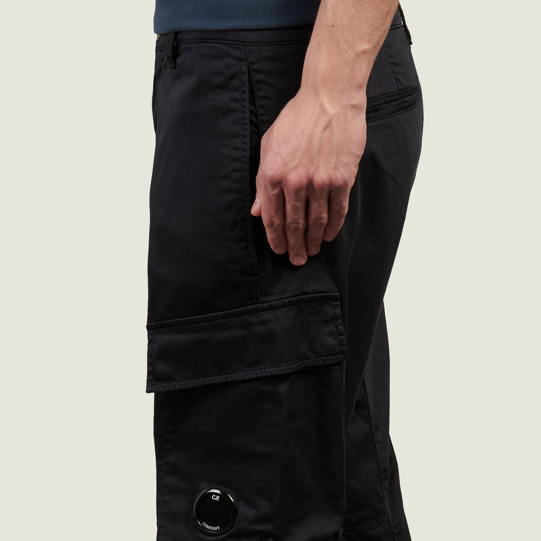 C.P. Company Мужские брюки Stretch Sateen Ergonomic Side Pockets Cargo 