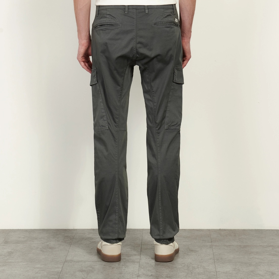 C.P. Company Мужские брюки Stretch Sateen Ergonomic Side Pockets Cargo 