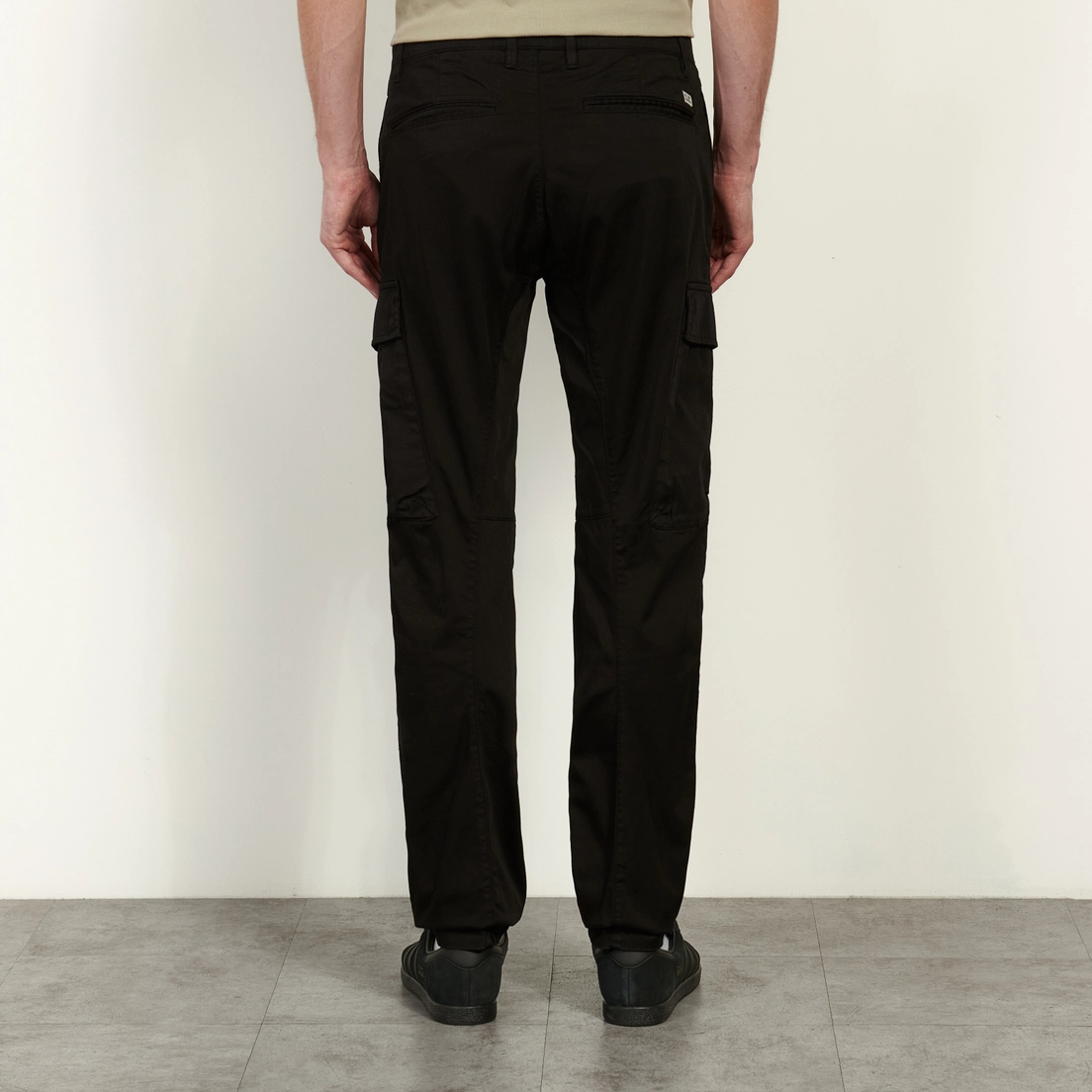 C.P. Company Мужские брюки Stretch Sateen Ergonomic Side Pockets Cargo 