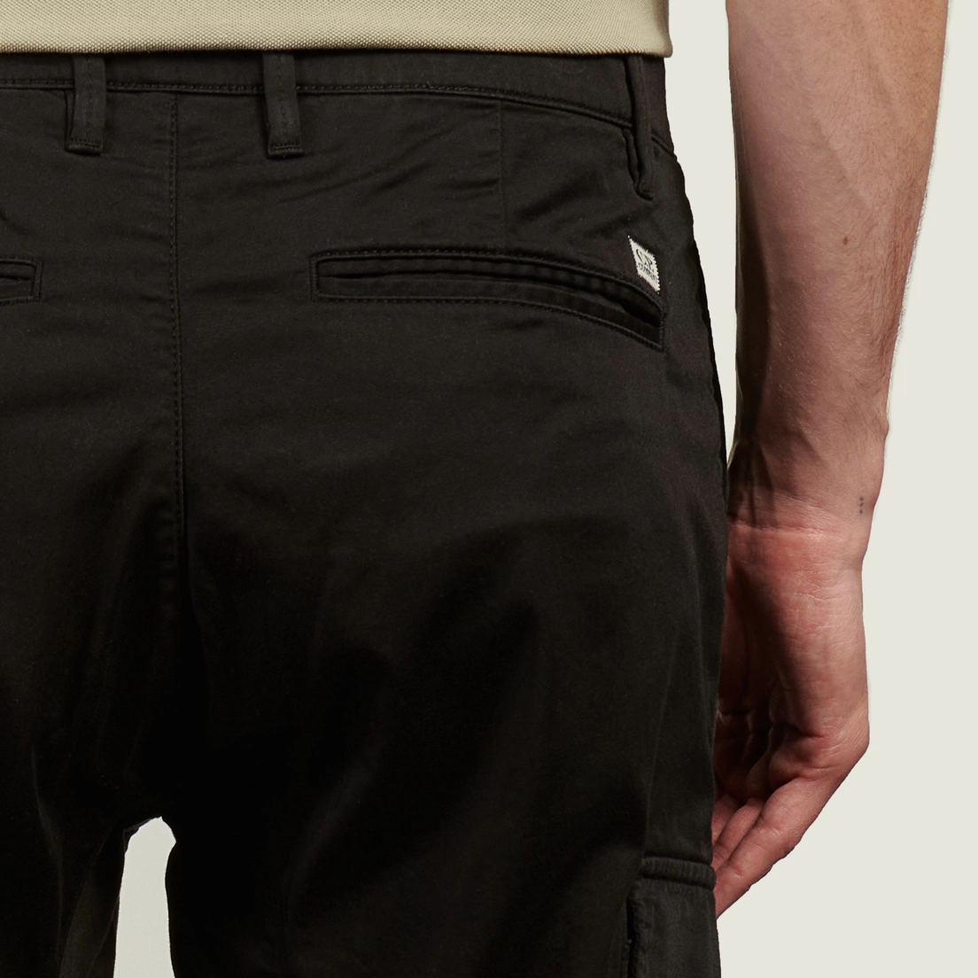 C.P. Company Мужские брюки Stretch Sateen Ergonomic Side Pockets Cargo 