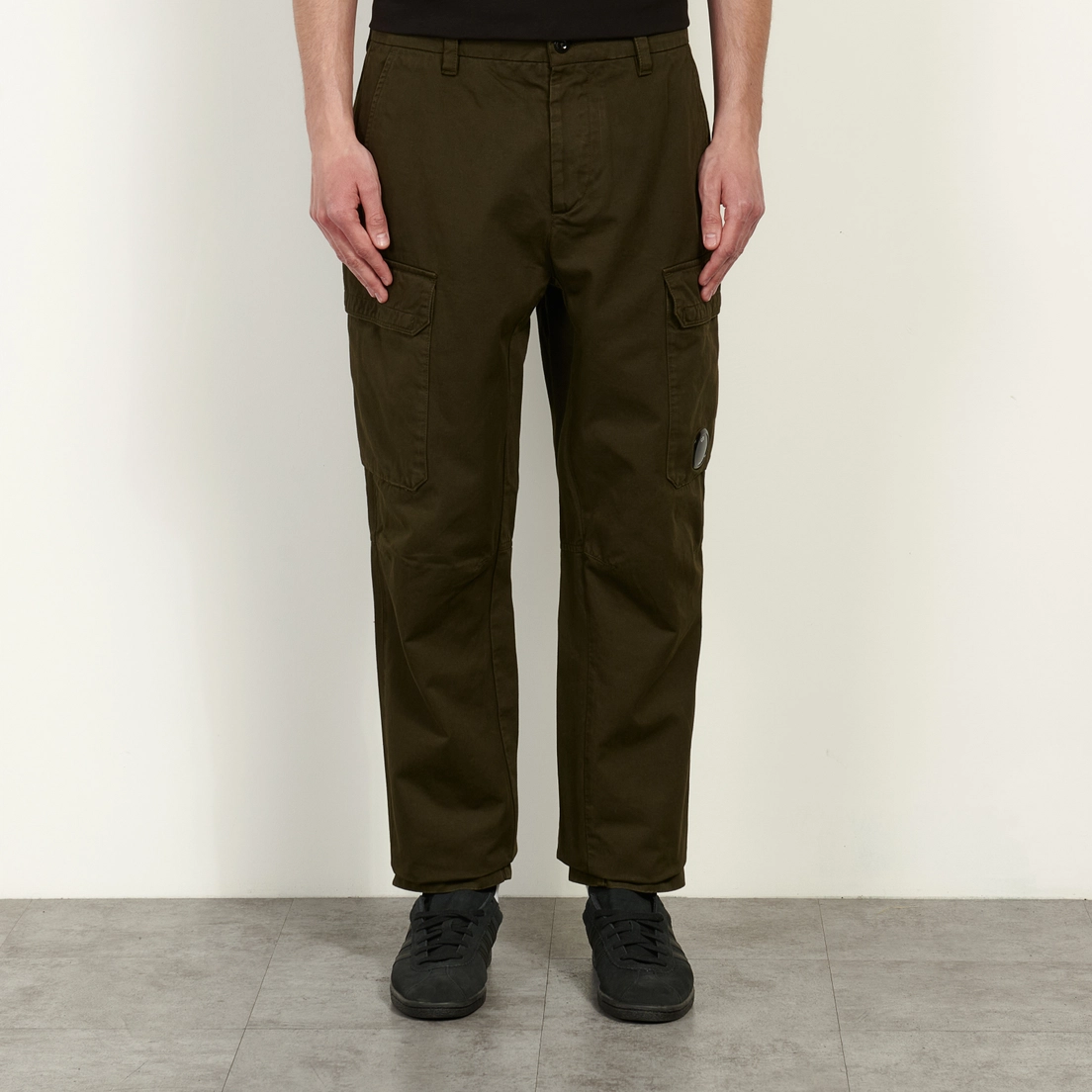 C.P. Company Мужские брюки Cotton Gabardine Loose Fit Cargo