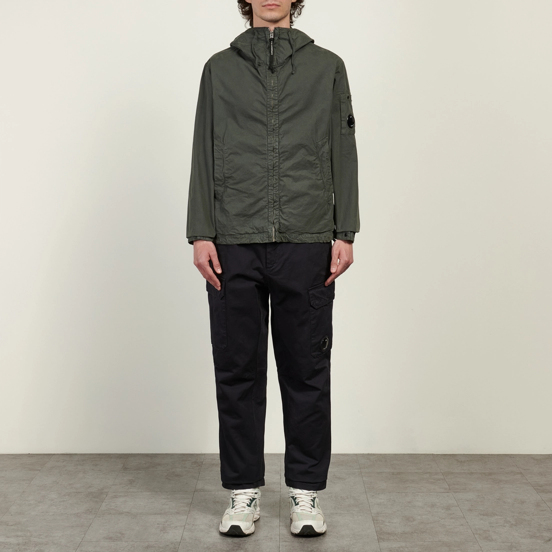 C.P. Company Мужские брюки Cotton Gabardine Loose Fit Cargo