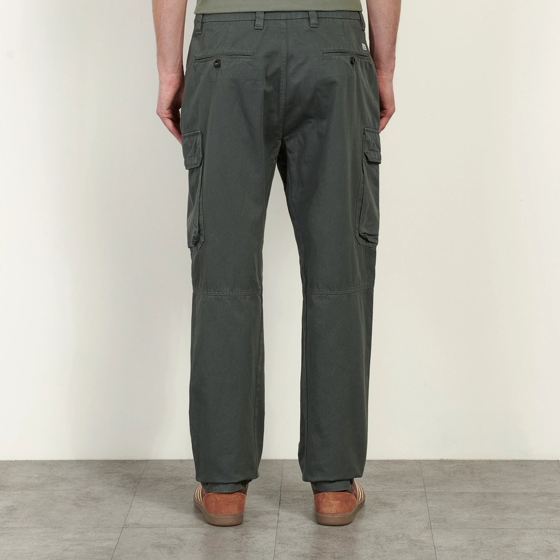 C.P. Company Мужские брюки Cotton Gabardine Loose Fit Cargo
